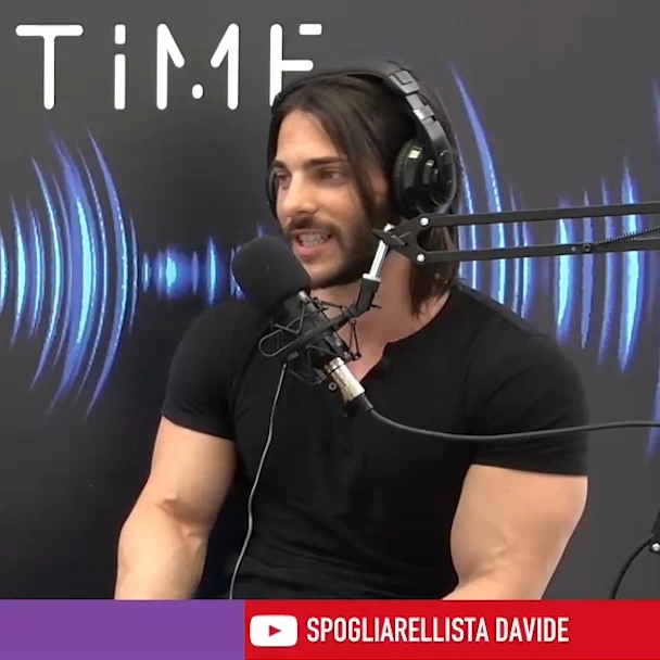 Intervista spogliarellista davide
